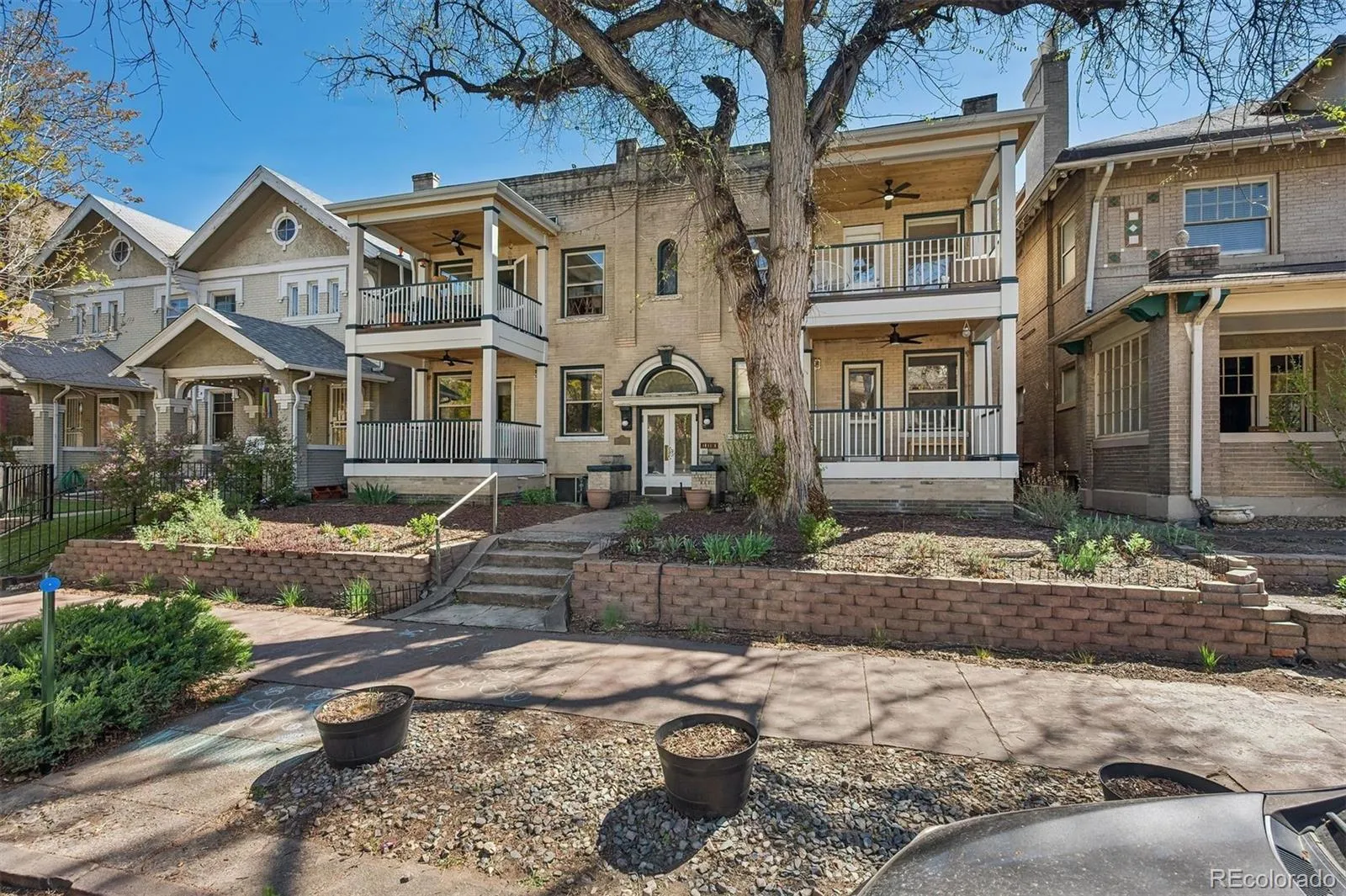 04162026212307 1600 0