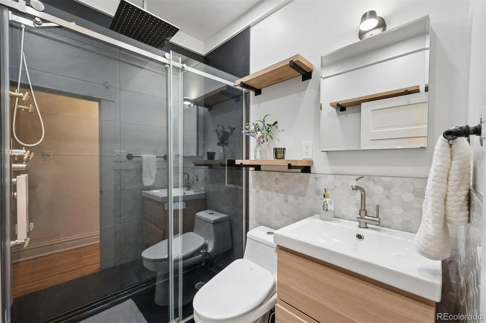 04162026212307 1600 5