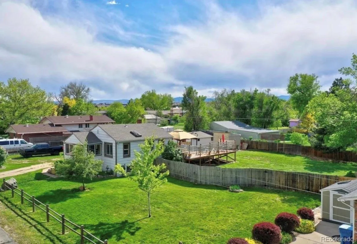 105 S Newland Street Lakewood CO 80226 MLS #REC2313884 06242026225302 1200 1