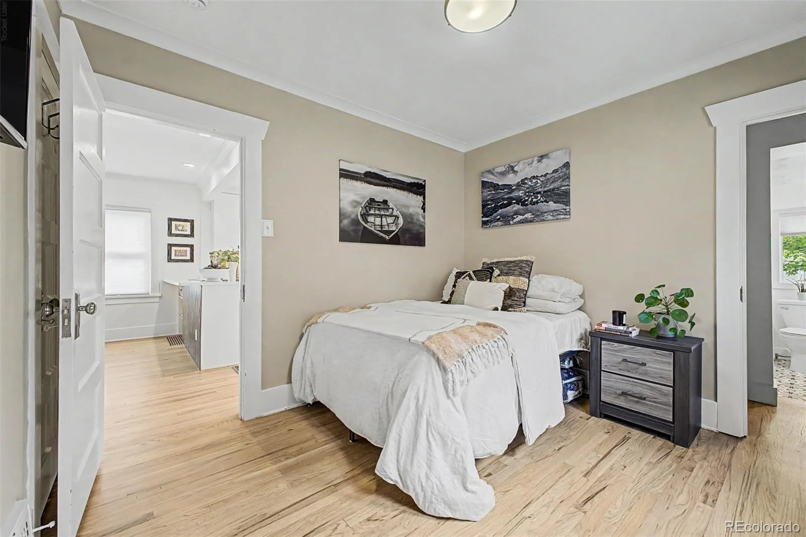 2051 S Sherman Street Denver CO 80210 | MLS #REC2317497 09242026112203 1600 19