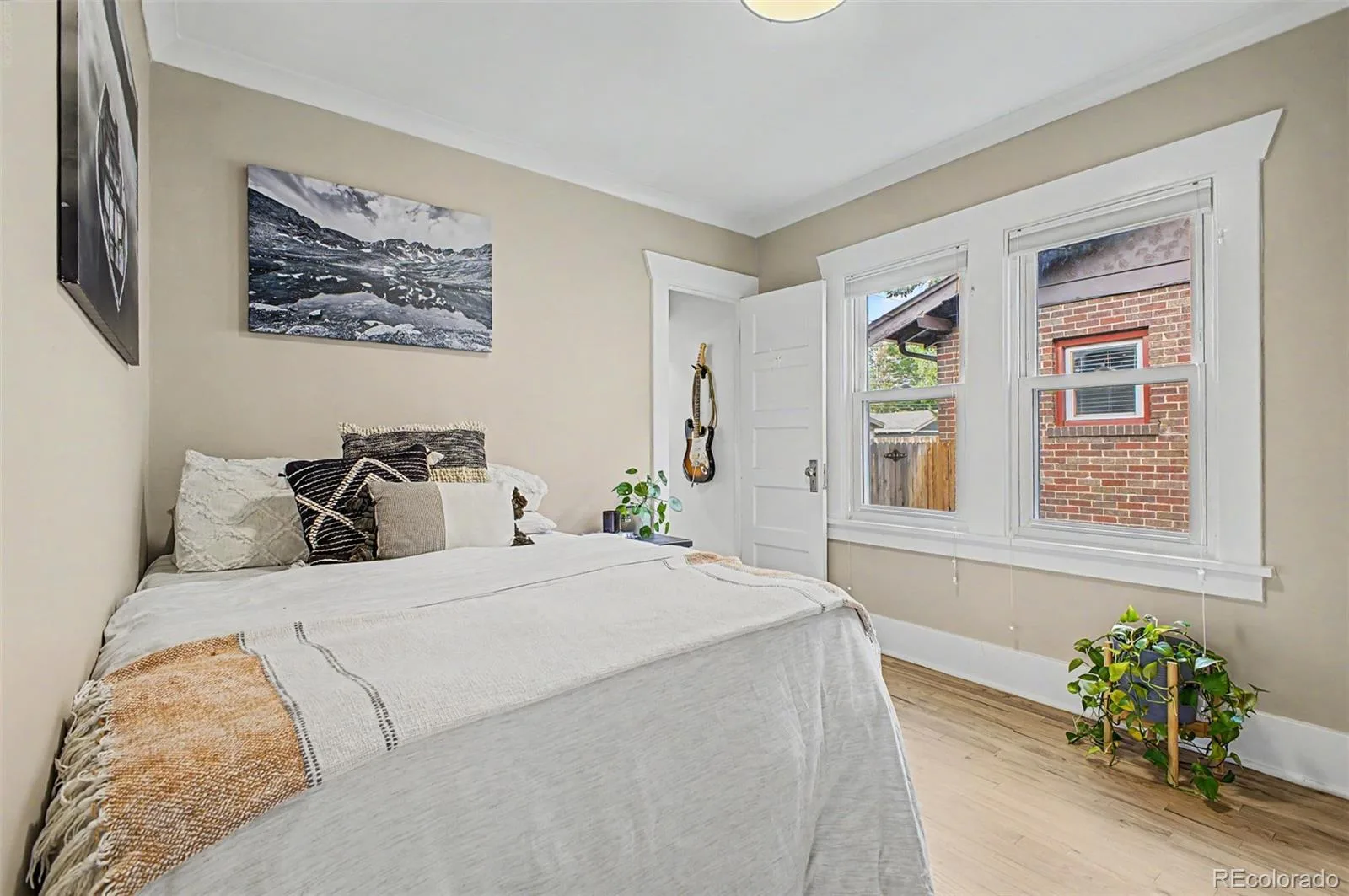 2051 S Sherman Street Denver CO 80210 | MLS #REC2317497 09242026112203 1600 20