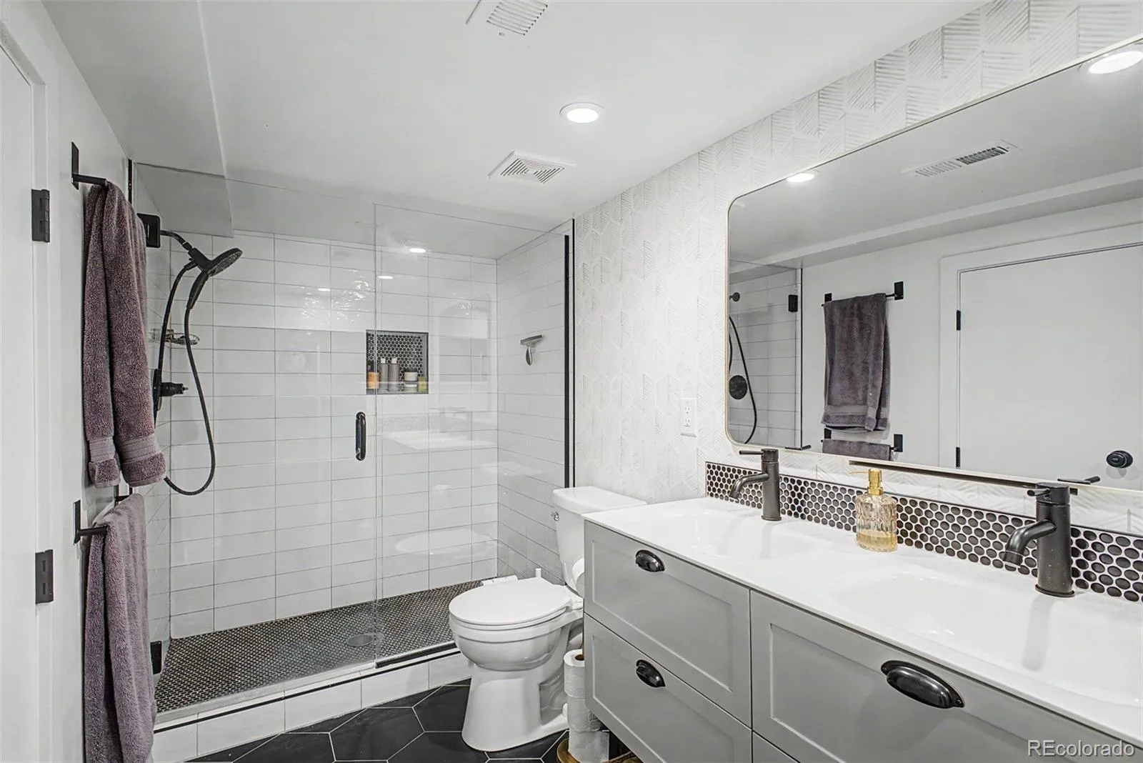 2051 S Sherman Street Denver CO 80210 | MLS #REC2317497 09242026112203 1600 32