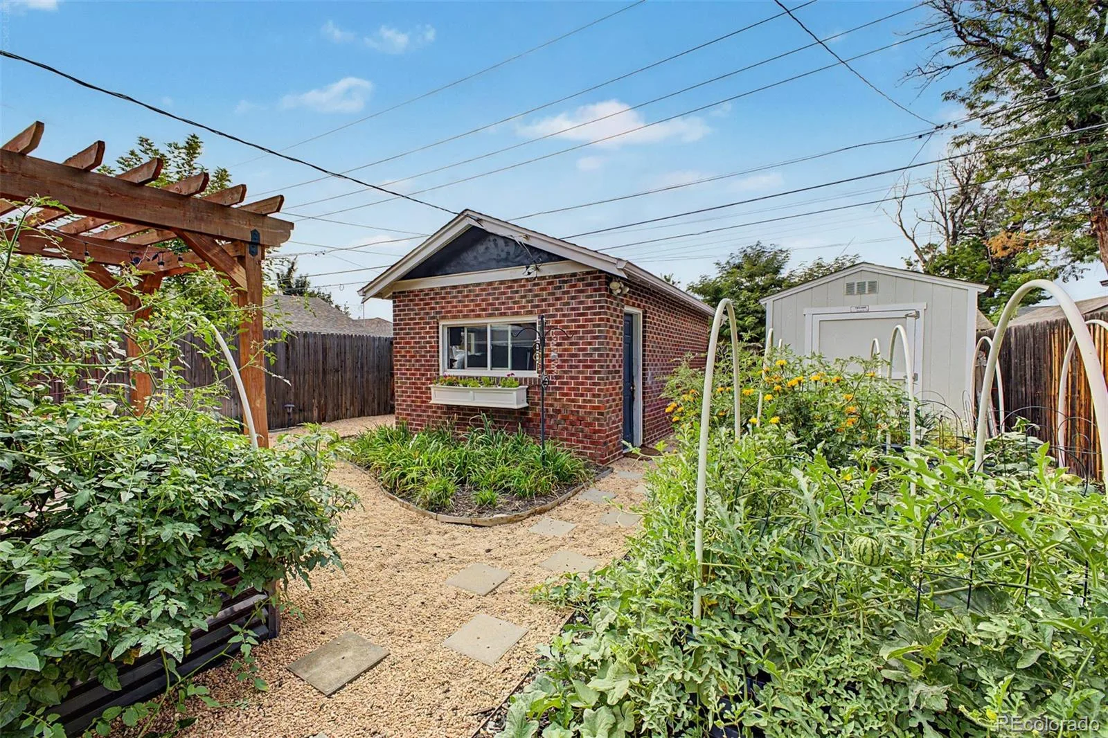 2051 S Sherman Street Denver CO 80210 | MLS #REC2317497 09242026112203 1600 39