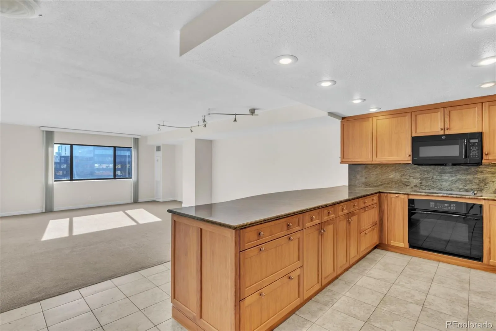 1551 Larimer Street #906 Denver CO 80202 MLS #REC2317690 05162026161100 1600 2