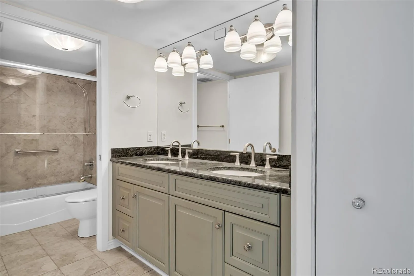 1551 Larimer Street #906 Denver CO 80202 MLS #REC2317690 05162026161100 1600 23