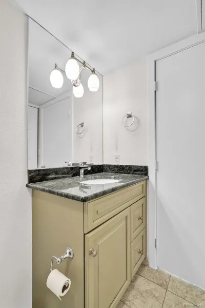 1551 Larimer Street #906 Denver CO 80202 MLS #REC2317690 05162026161100 800 18