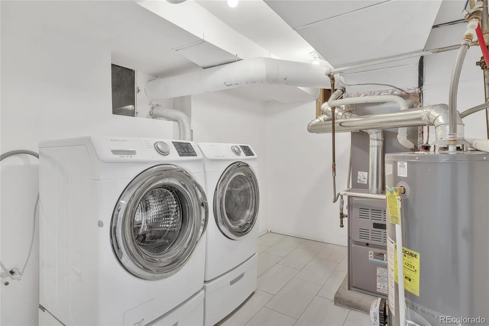 04072026143641 1600 33