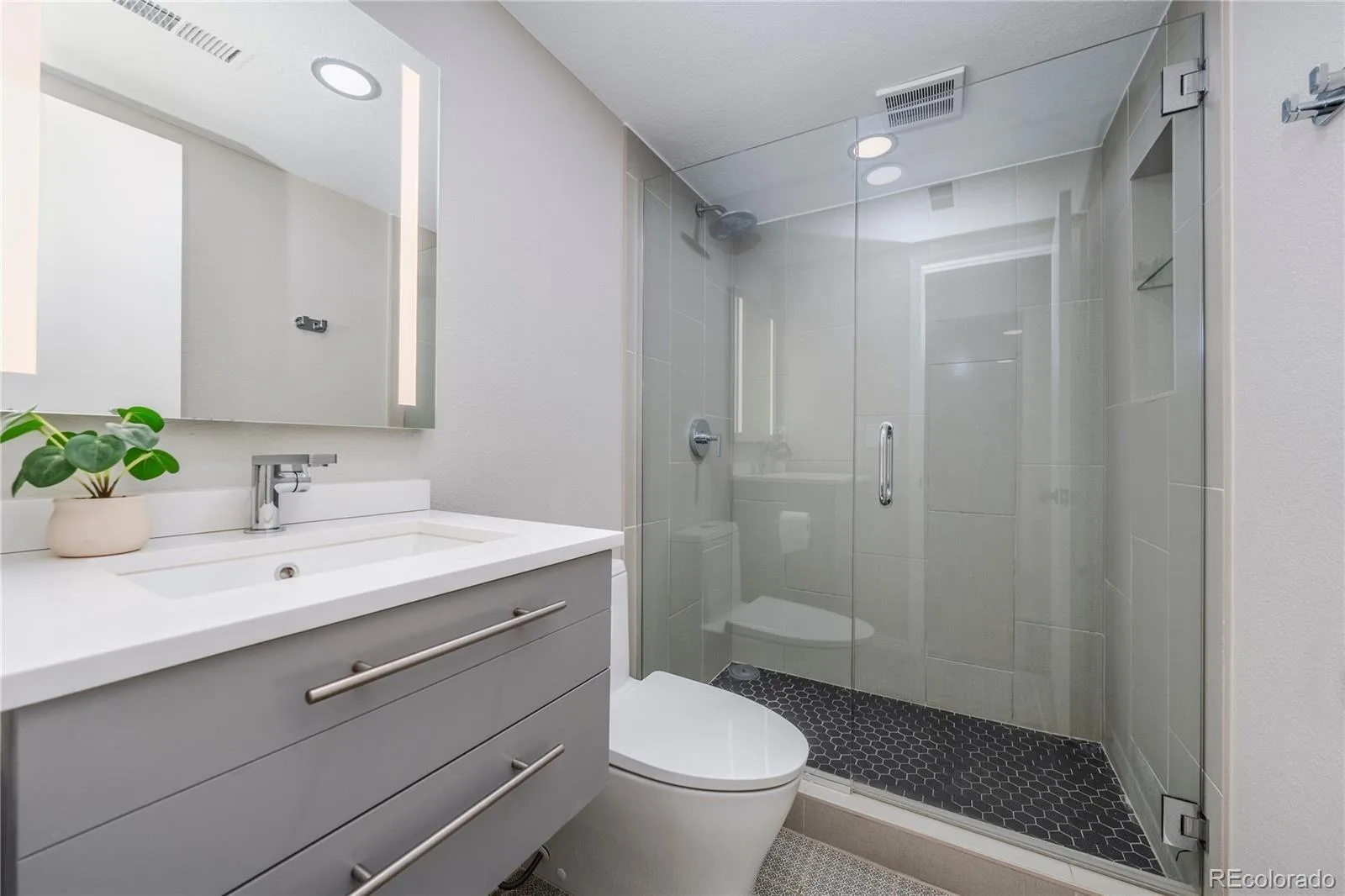 7576 E Long Avenue Centennial CO 80112 MLS #REC2320035 05292026222745 1600 39