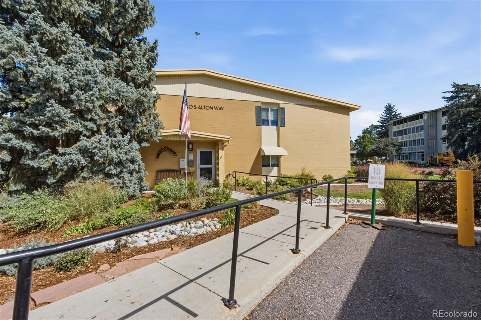 740 S Alton Way #12A Denver CO 80247 | MLS #REC2320589 09292026234715 1600 3