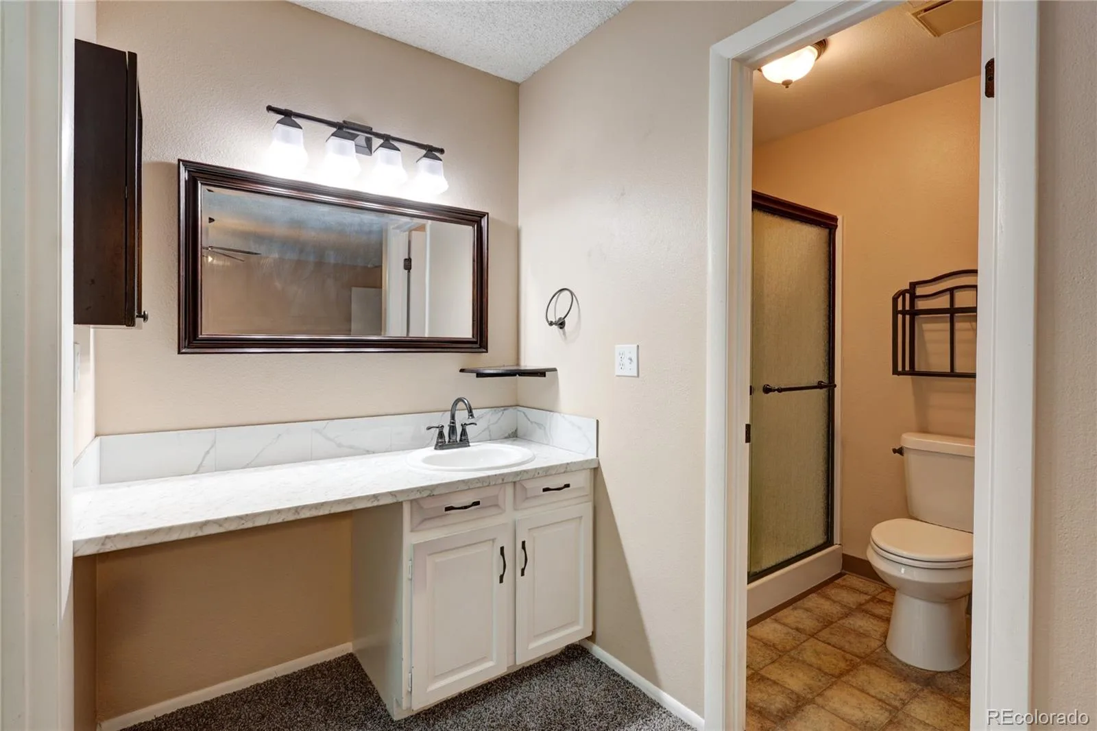 2826 S Wheeling Way Aurora CO 80014 | MLS #REC2321738 08212026020307 1600 25