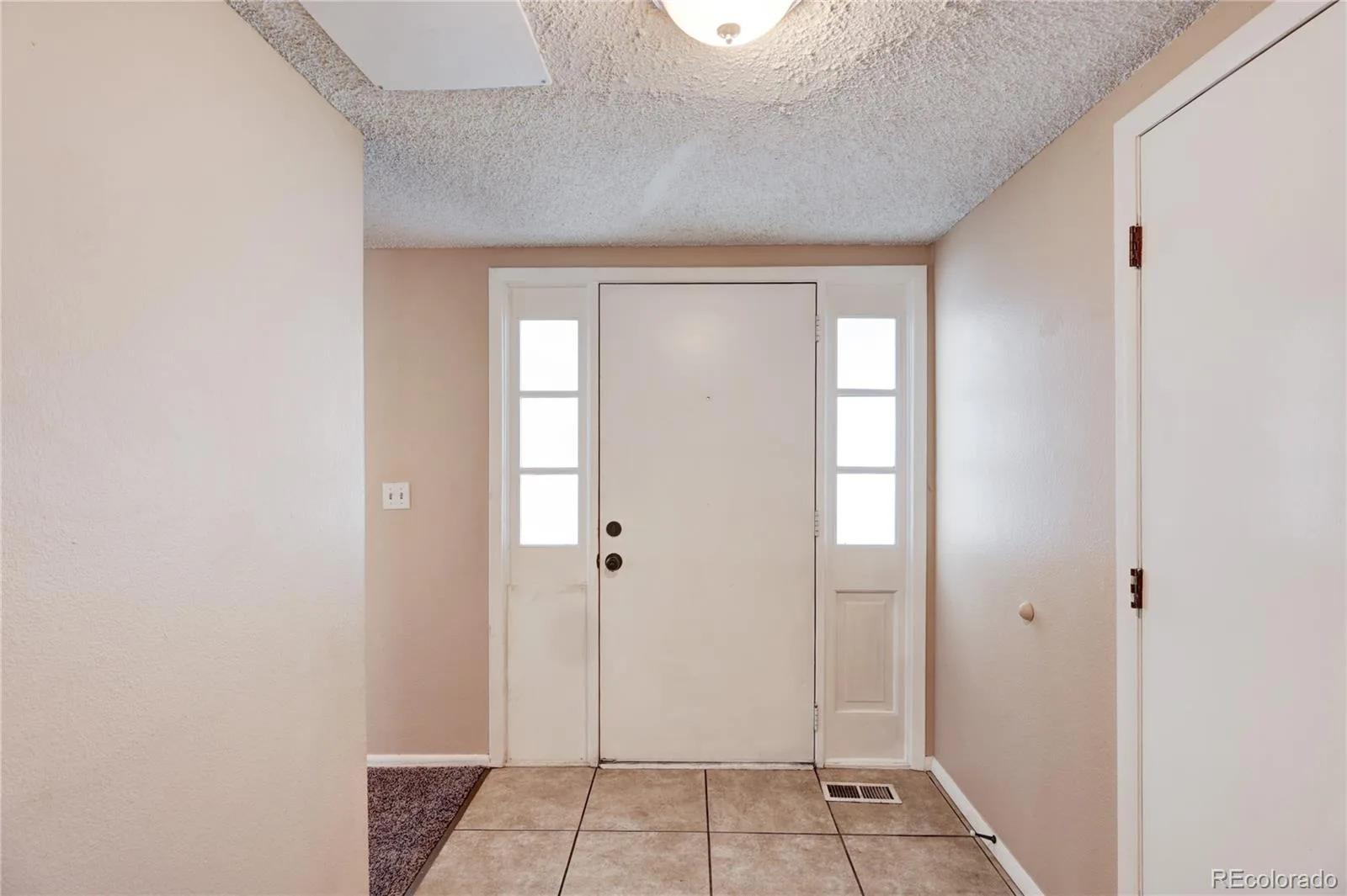 2826 S Wheeling Way Aurora CO 80014 | MLS #REC2321738 08212026020307 1600 4