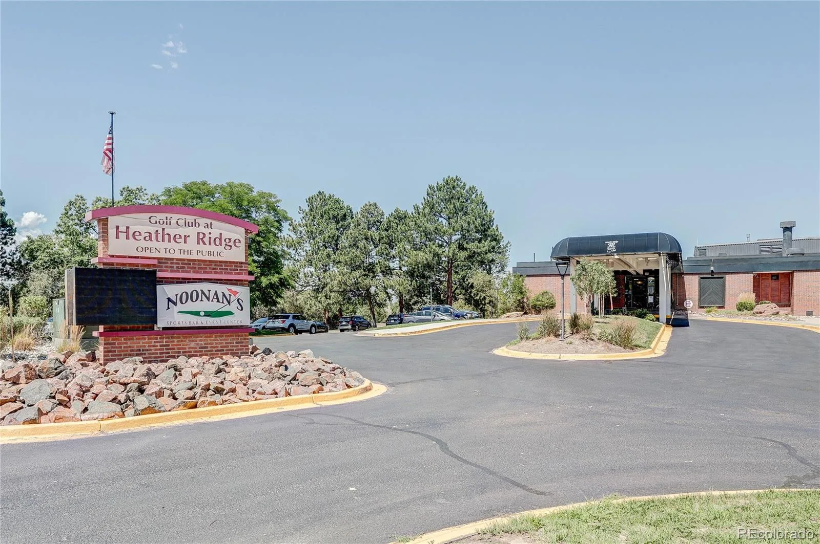 2826 S Wheeling Way Aurora CO 80014 | MLS #REC2321738 08212026020307 1600 47
