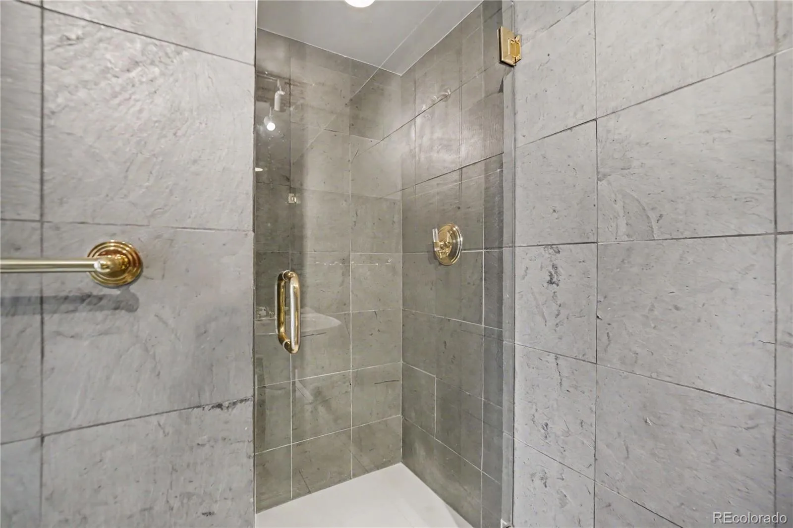 3100 E Cherry Creek South Drive #1504 Denver CO 80209 | MLS #REC2322749 08162026143604 1600 19