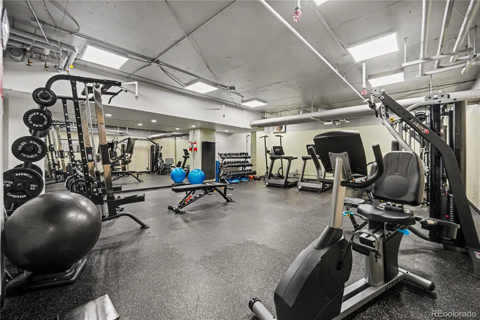 3100 E Cherry Creek South Drive #1504 Denver CO 80209 | MLS #REC2322749 08162026143604 1600 23