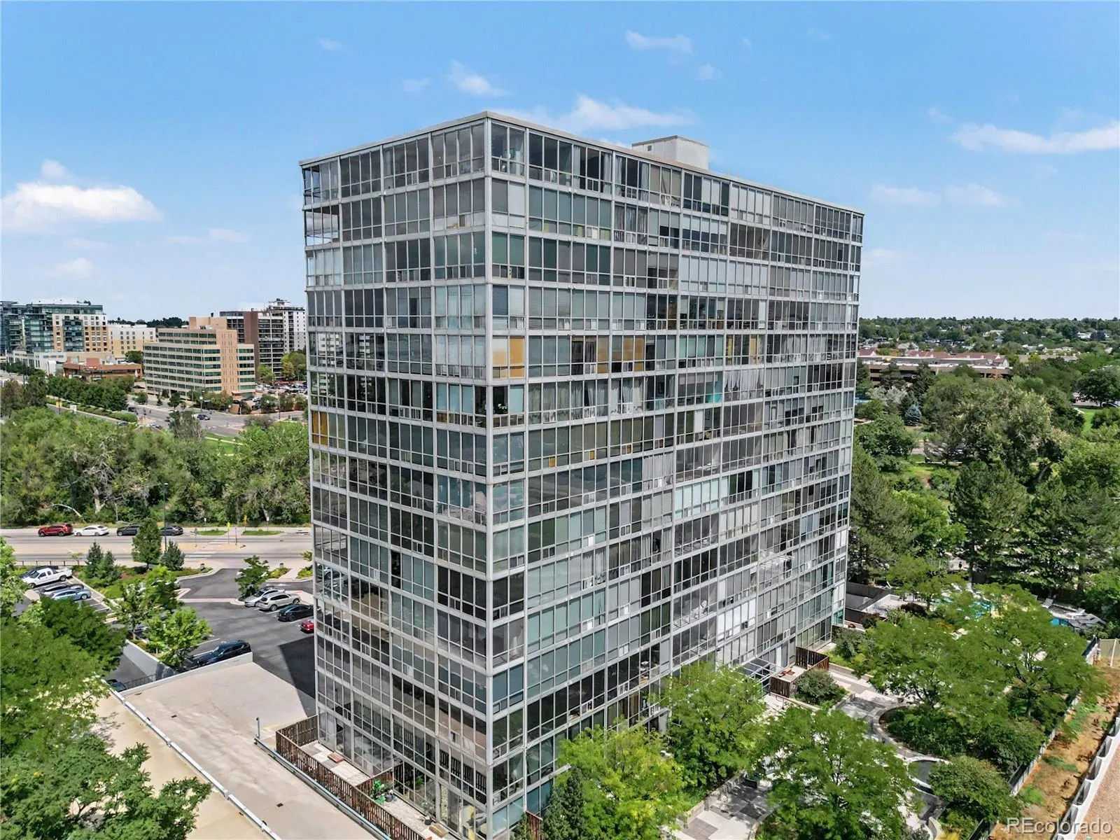 3100 E Cherry Creek South Drive #1504 Denver CO 80209 | MLS #REC2322749 08162026143604 1600 3