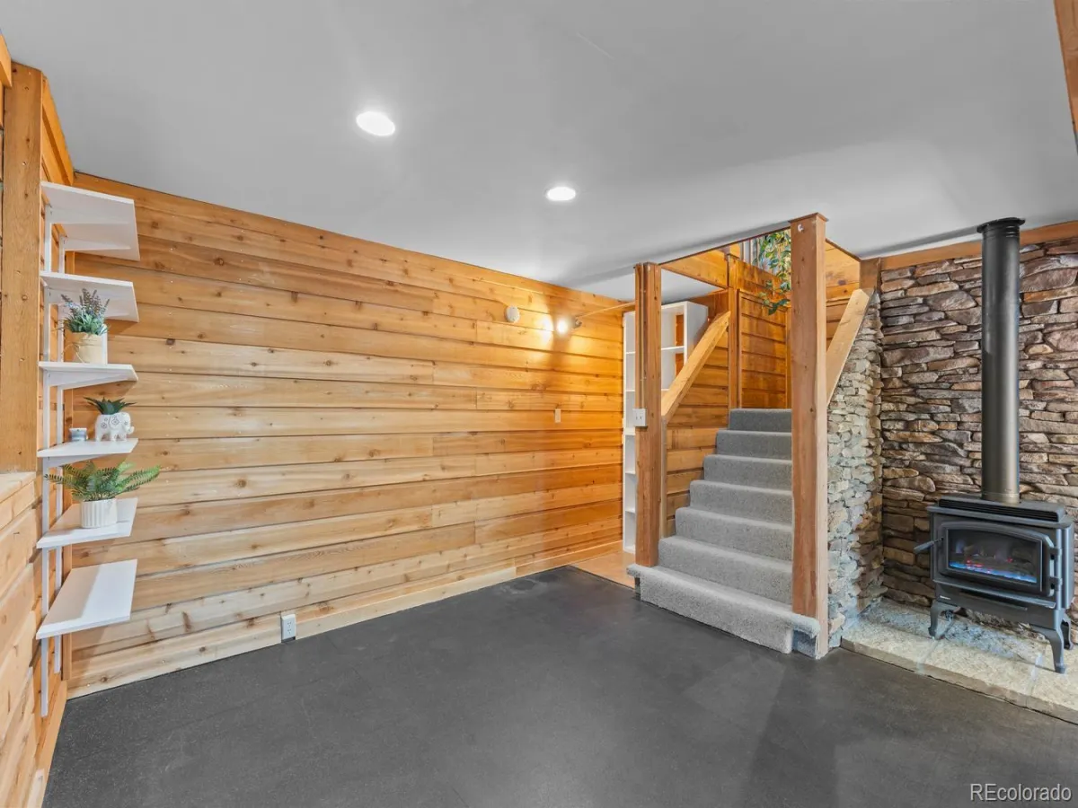 77 Gigi Lane Evergreen CO 80439 | MLS #REC2322852 05142026211019 1200 27