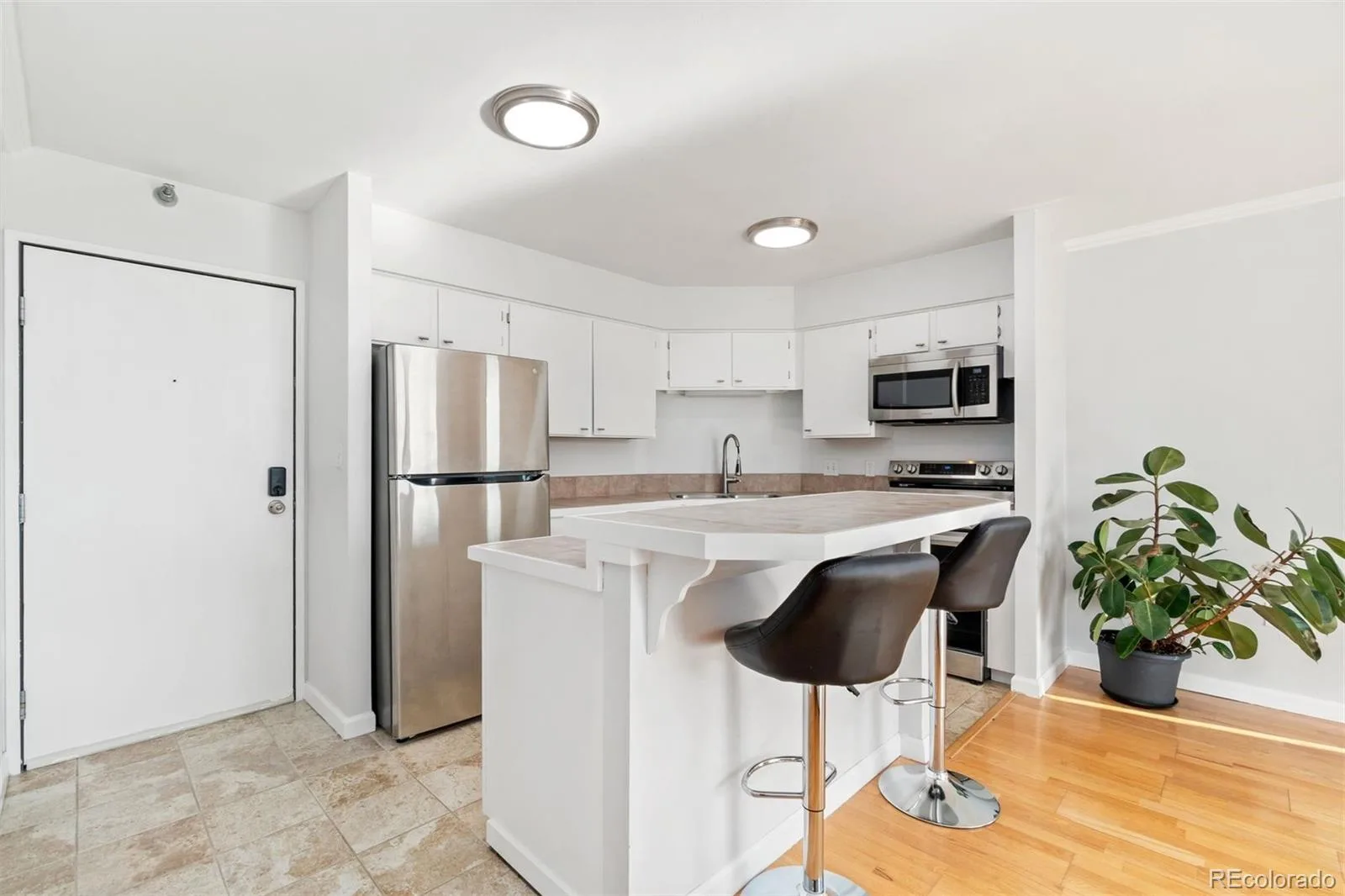 1301 Speer Boulevard #701 Denver CO 80204 | MLS #REC2324400 10152026194559 1600 3