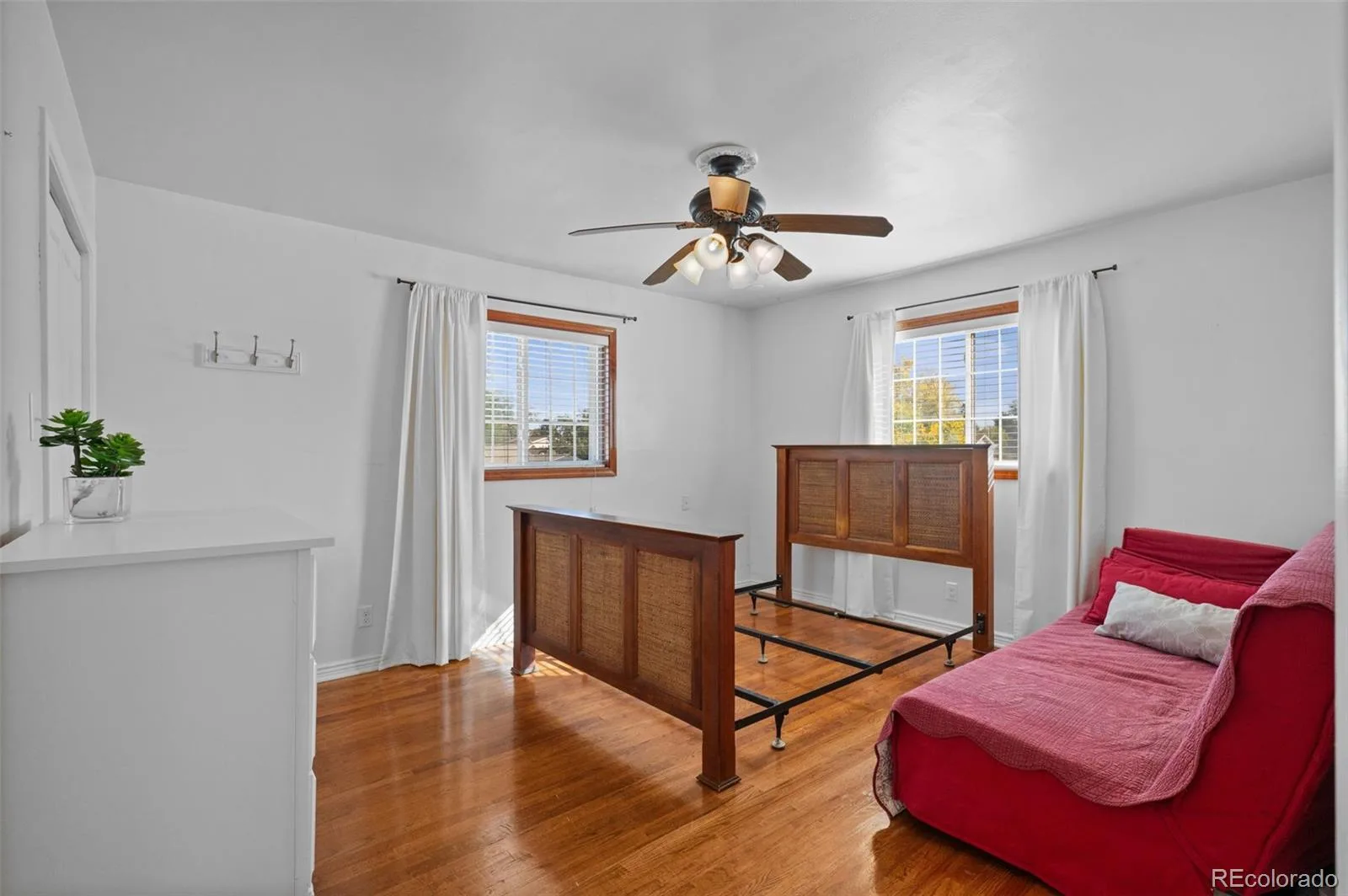 6551 S Williams Circle Centennial CO 80121 | MLS #REC2325372 10102026040051 1600 19