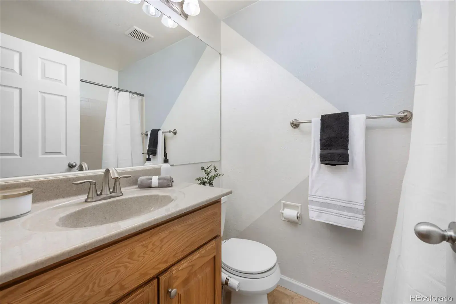 1148 S Ventura Circle #C Aurora CO 80017 MLS #REC2327831 03022026212805 1600 11