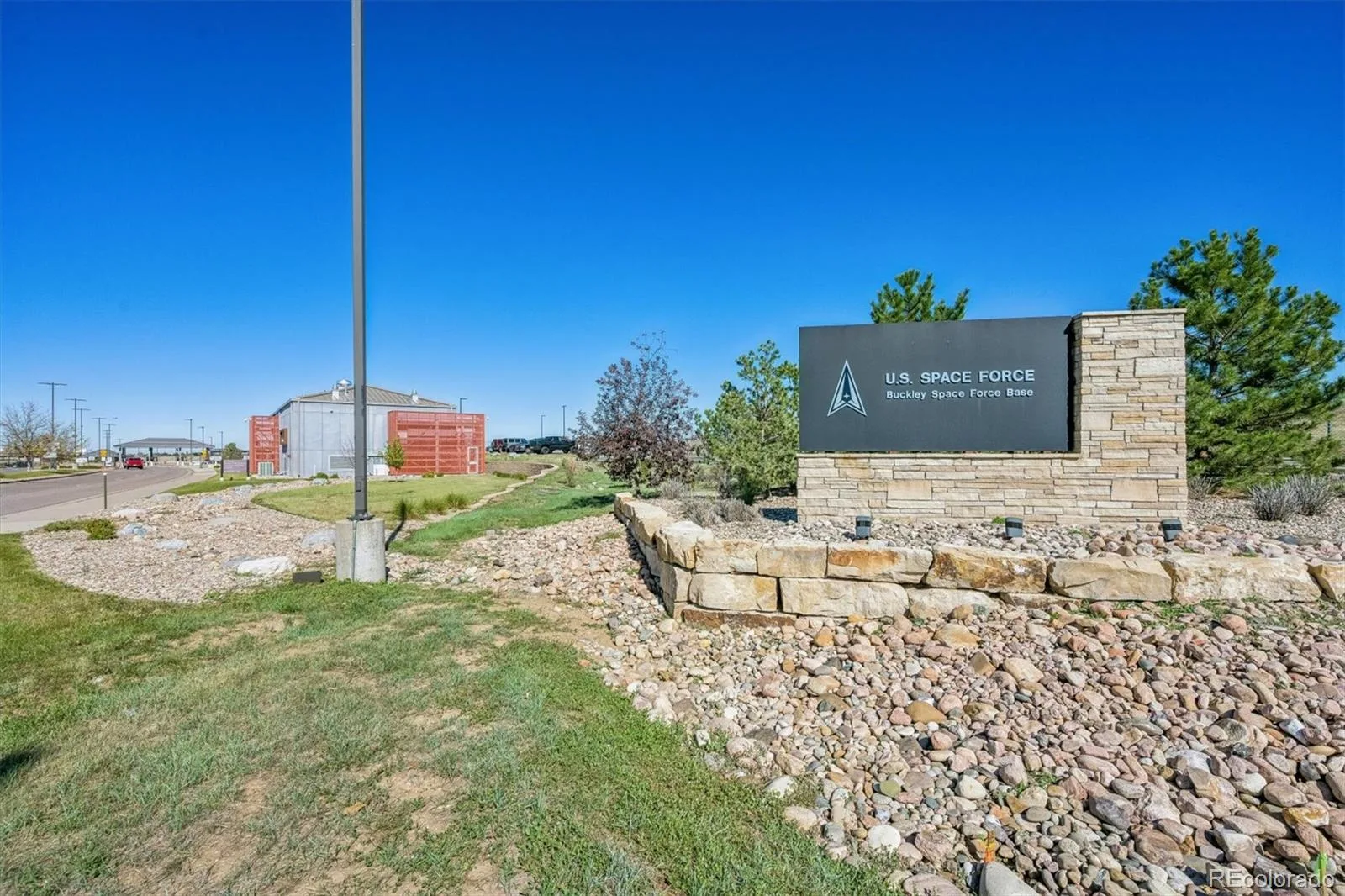 15038 E Archer Circle Aurora CO 80012 | MLS #REC2329746 10172026223131 1600 25