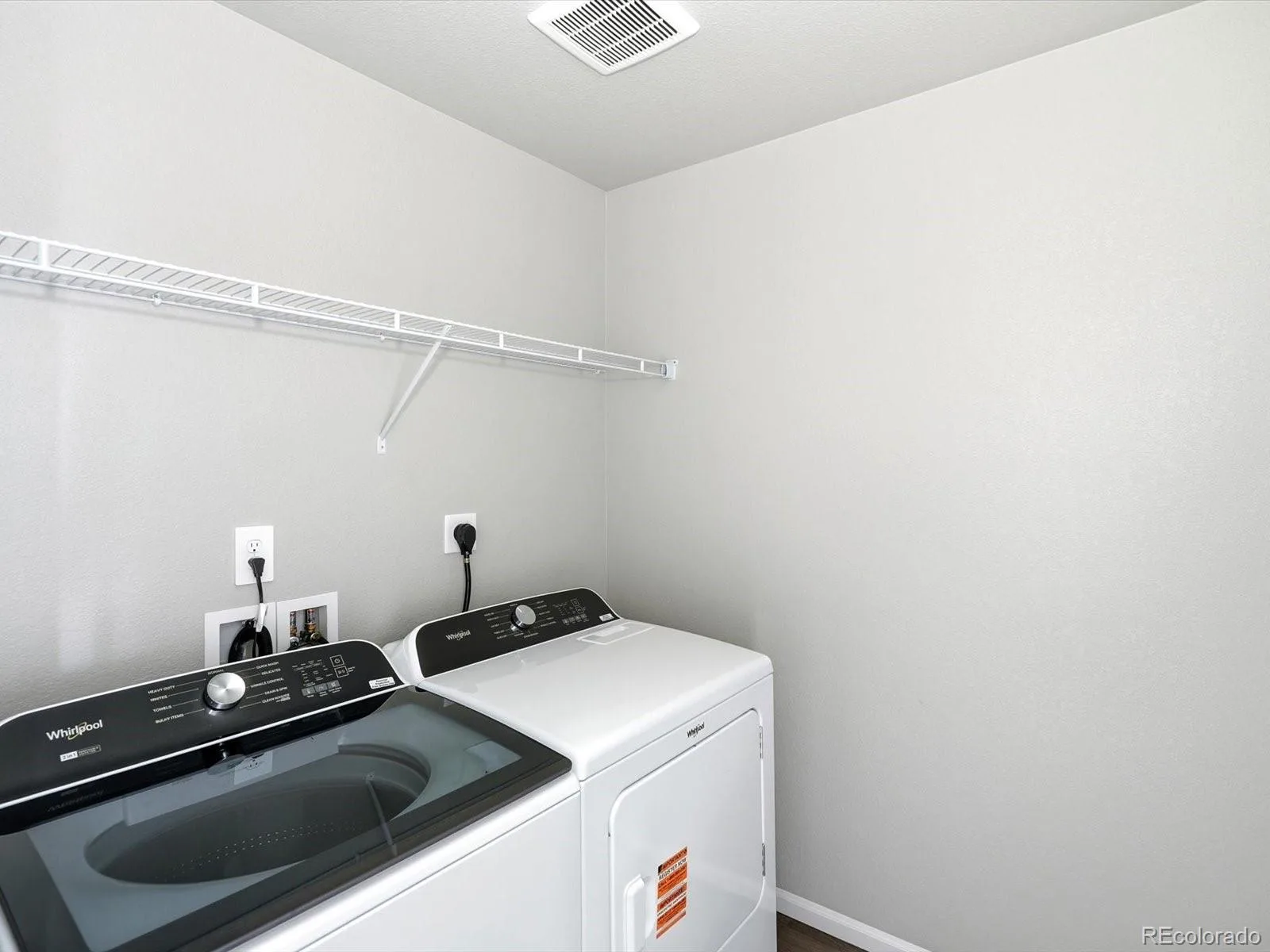 2233 E 164th Avenue Thornton CO 80602 | MLS #REC2330610 08212026214842 1600 18