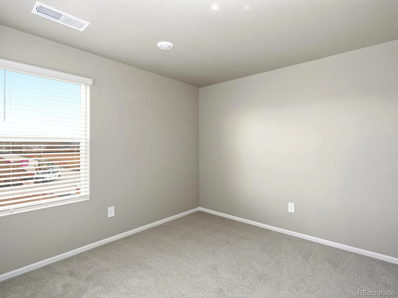 2233 E 164th Avenue Thornton CO 80602 | MLS #REC2330610 08212026214842 1600 20