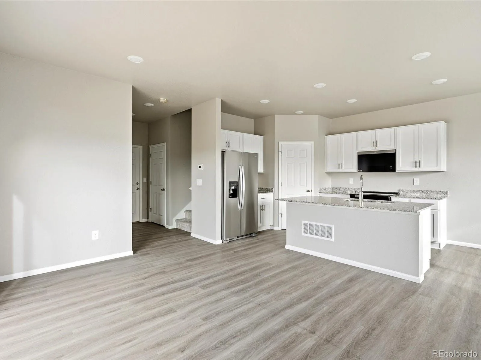 2233 E 164th Avenue Thornton CO 80602 | MLS #REC2330610 08212026214842 1600 3