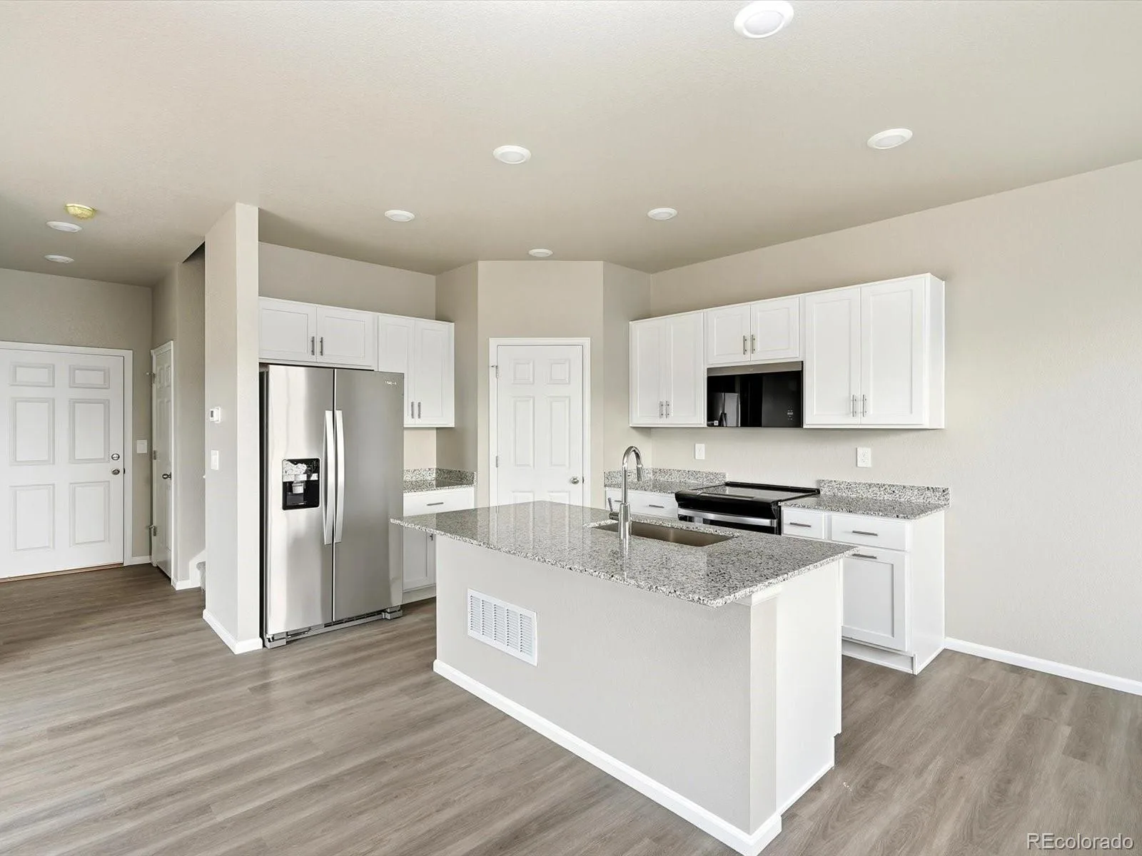 2233 E 164th Avenue Thornton CO 80602 | MLS #REC2330610 08212026214842 1600 7