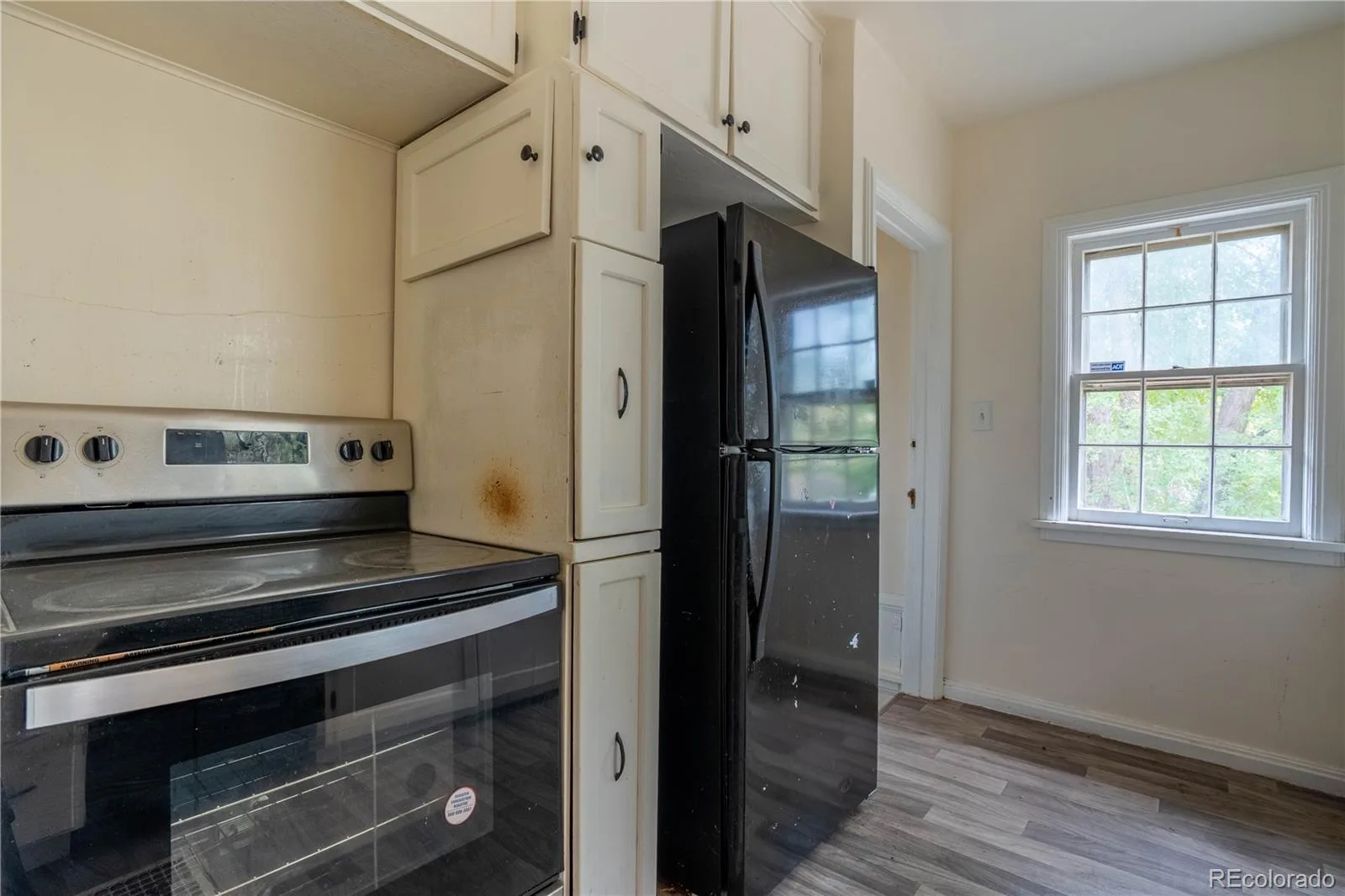 3140 W Girard Avenue Englewood CO 80110 | MLS #REC2331231 08232026235600 1600 8