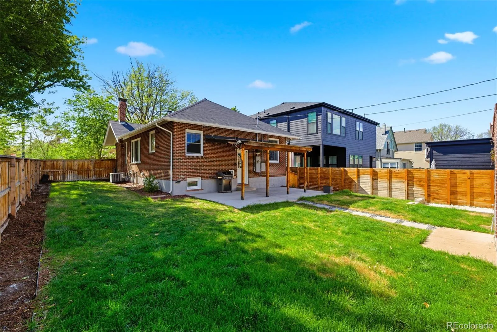 800 Monroe Street Denver CO 80206 | MLS #REC2333990 09242026101516 1600 22