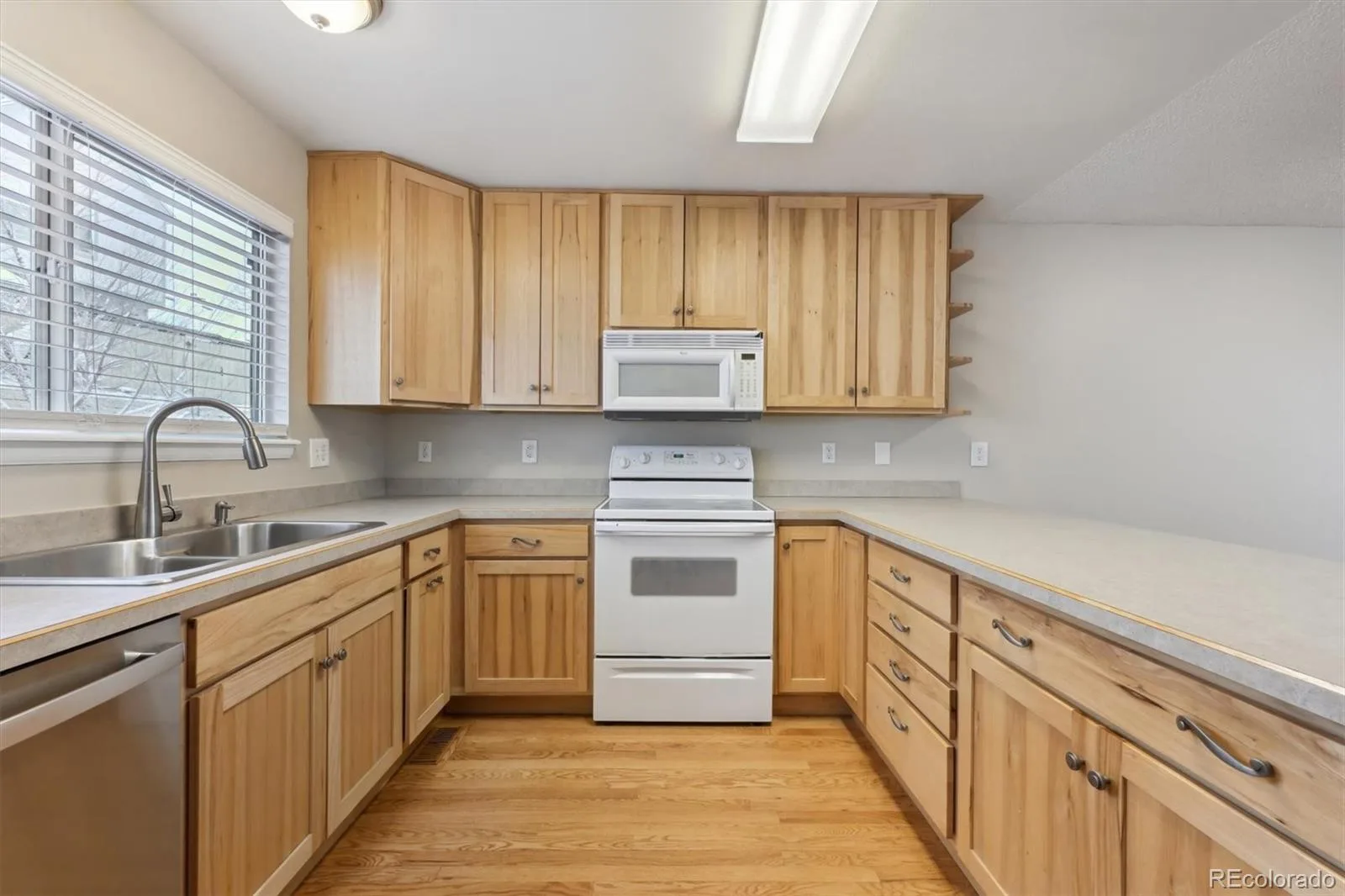 3006 W 107th Place #D Westminster CO 80031 | MLS #REC2334203 09242026080837 1600 6