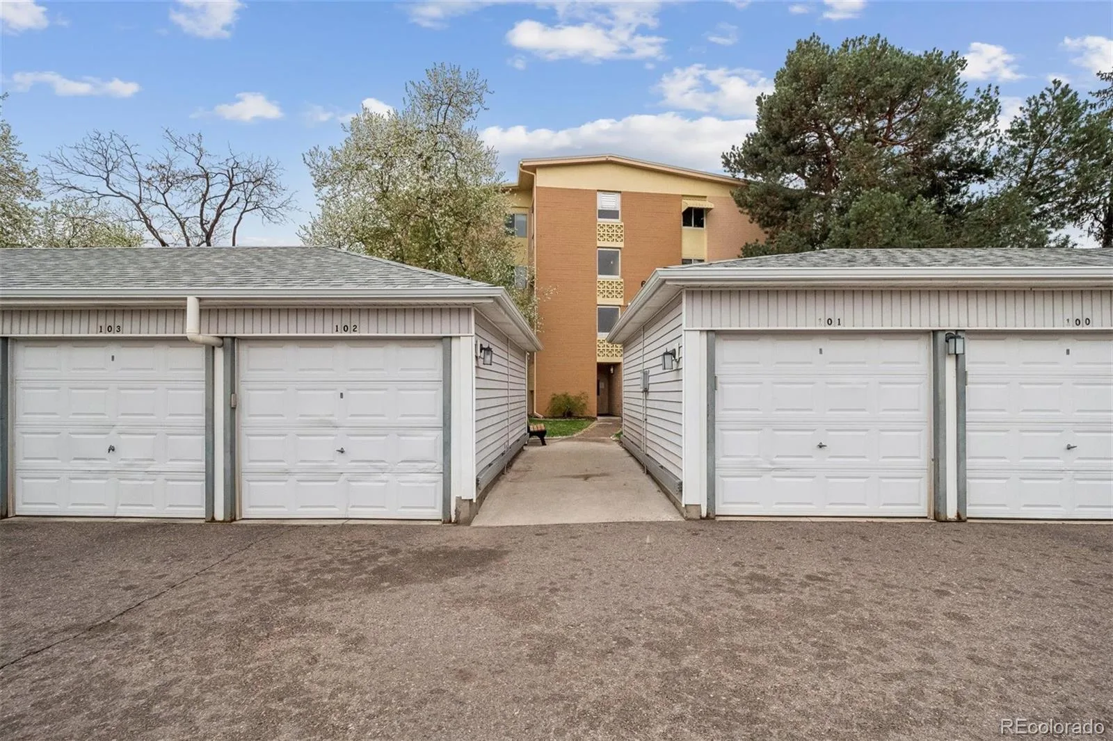 650 S Clinton Street #5D Denver CO 80247 MLS #REC2335464 07222026042154 1600 23