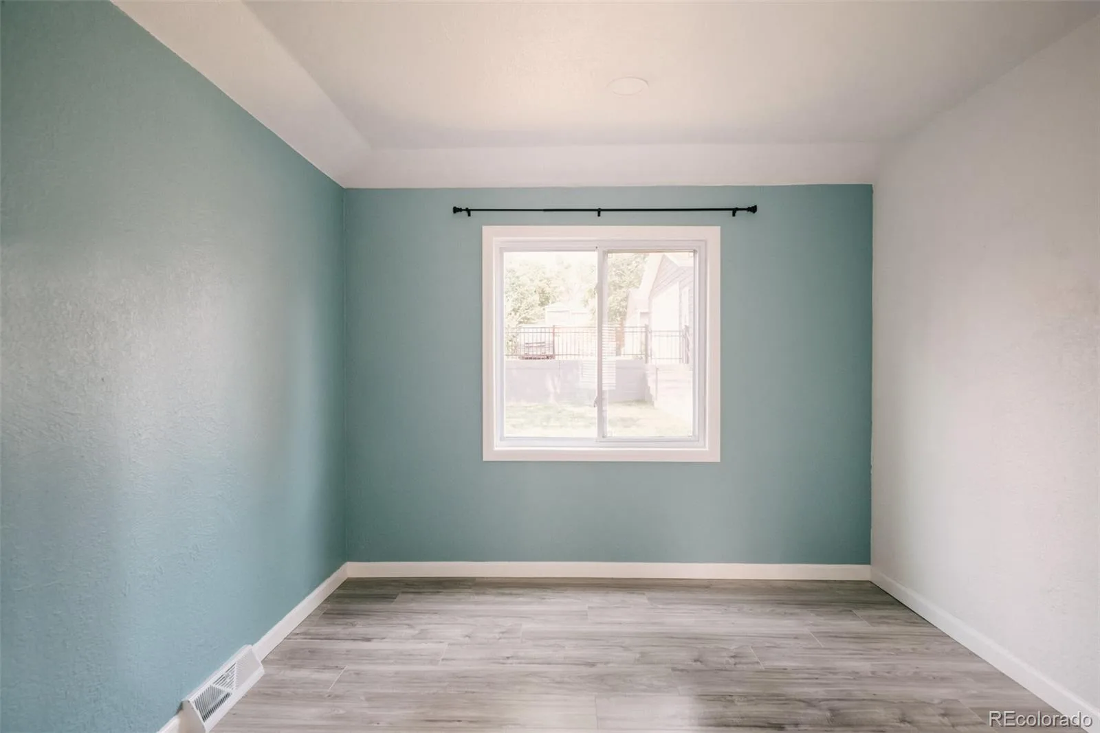 4825 Bryant Street Denver CO 80221 MLS #REC2336792 07092026164416 1600 22