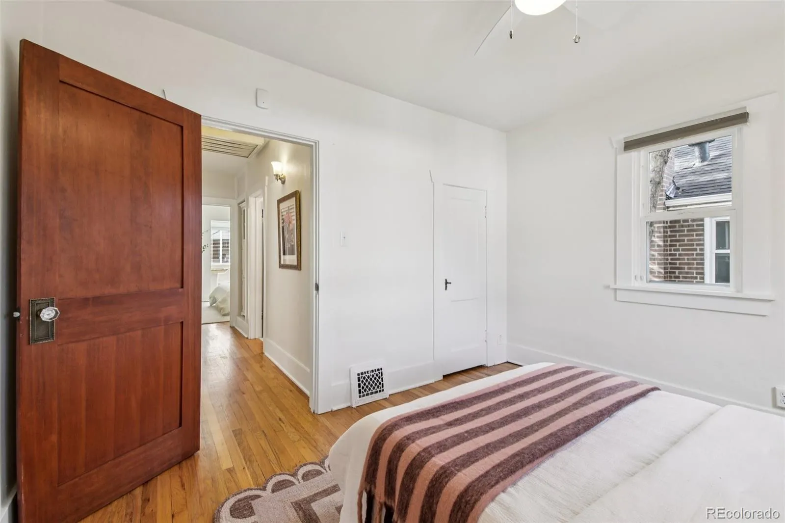 04152026215604 1600 24