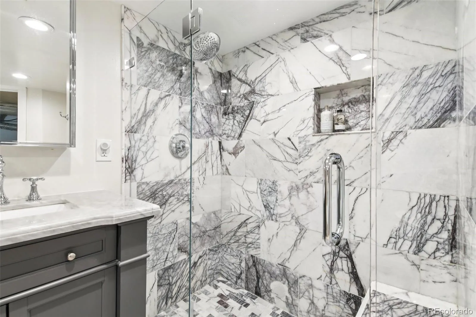 04152026215604 1600 33