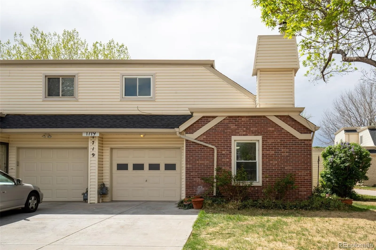 1719 S Lee Street #D Lakewood CO 80232 | MLS #REC2338886 05202026194238 1600 3