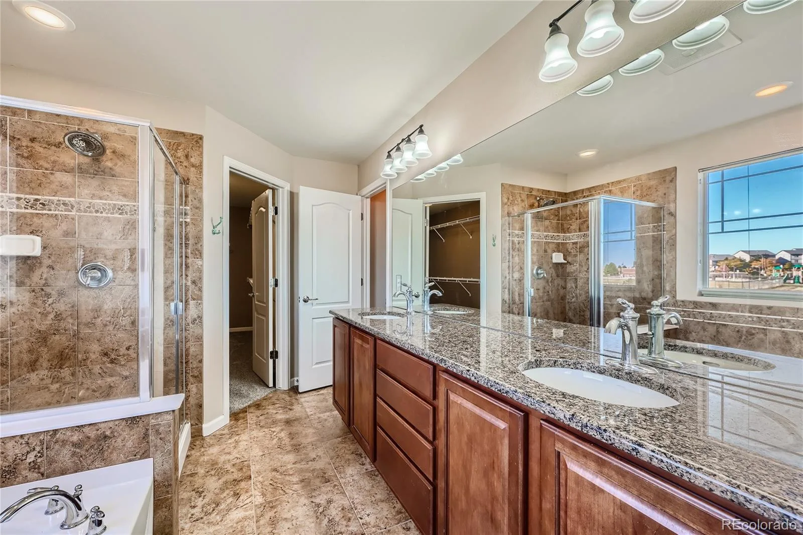 6560 S Ider Street Aurora CO 80016 | MLS #REC2338990 07022026023150 1600 17
