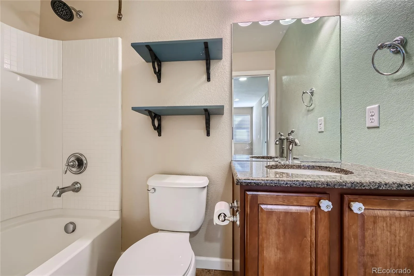 6560 S Ider Street Aurora CO 80016 | MLS #REC2338990 07022026023150 1600 22