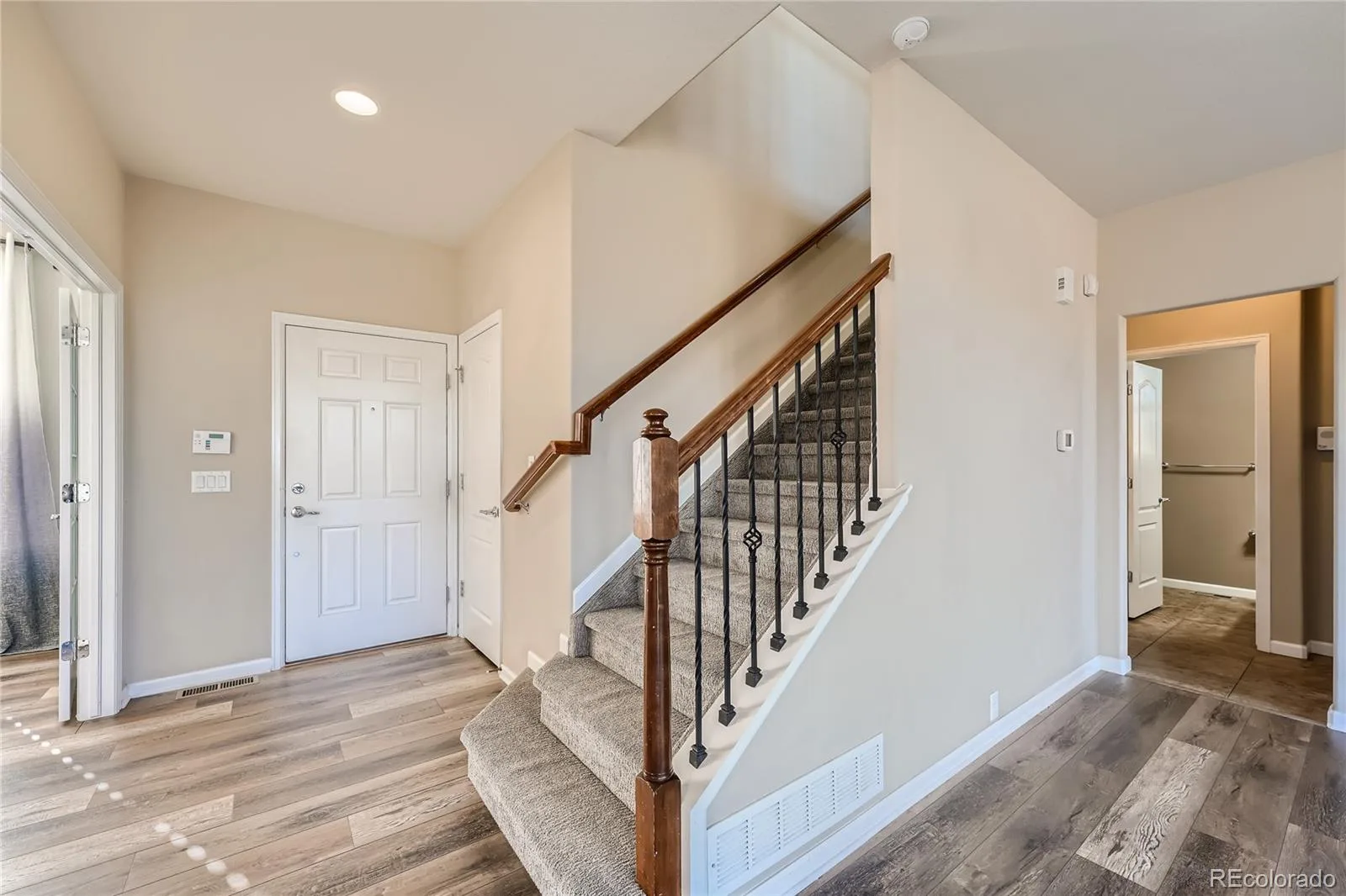 6560 S Ider Street Aurora CO 80016 | MLS #REC2338990 07022026023150 1600 3