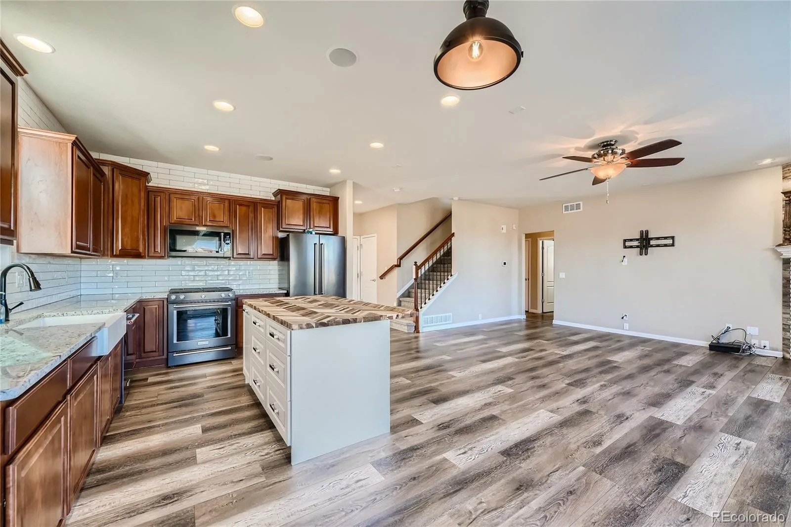 6560 S Ider Street Aurora CO 80016 | MLS #REC2338990 07022026023150 1600 9