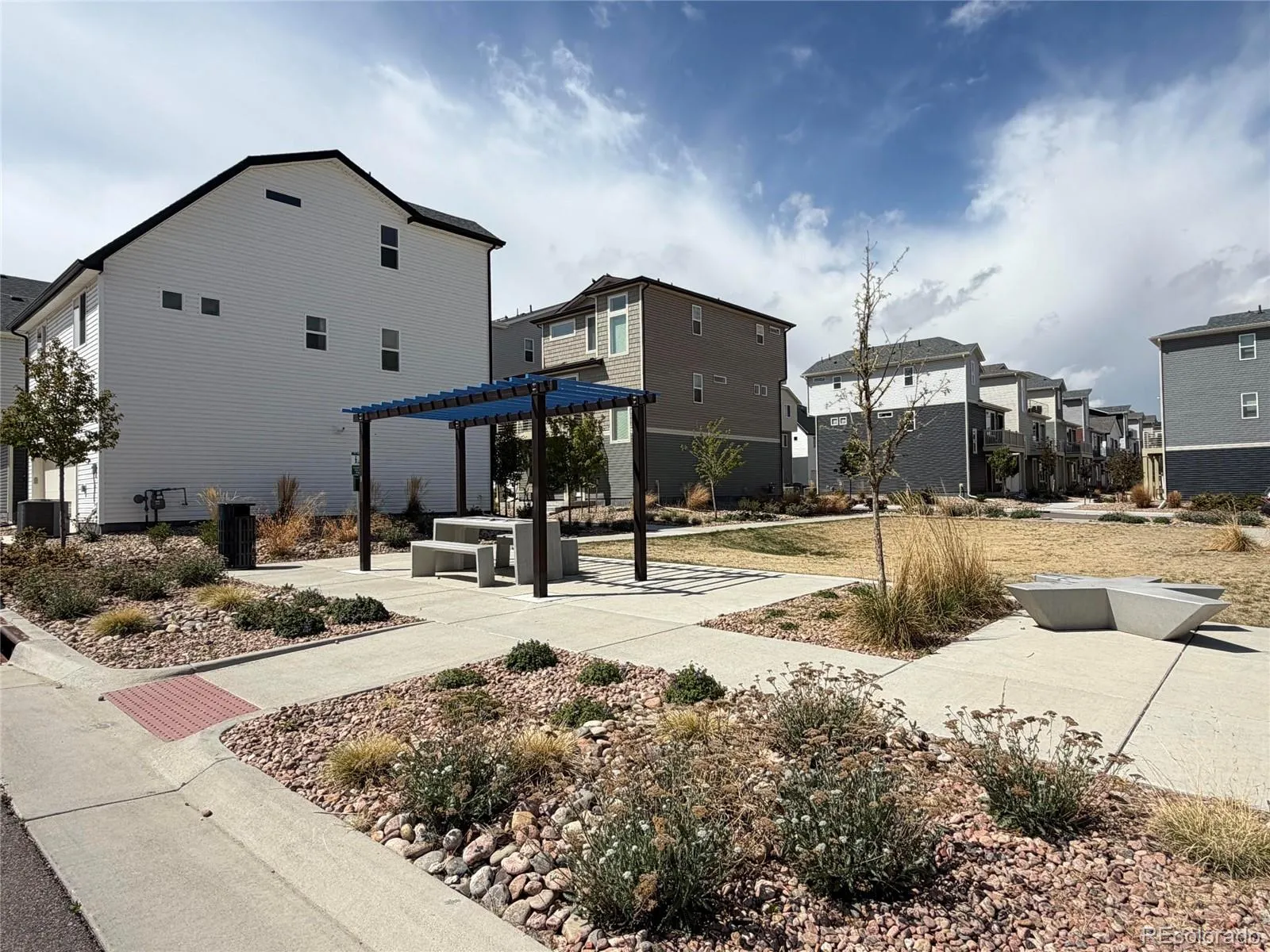 18211 E 51st Avenue Denver CO 80249 MLS #REC2341793 05052026034833 1600 34