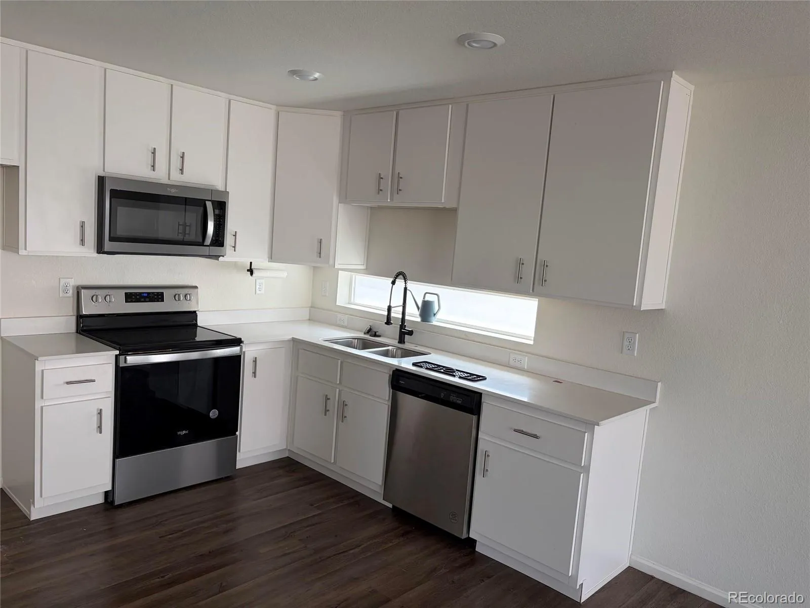 18211 E 51st Avenue Denver CO 80249 MLS #REC2341793 05052026034833 1600 6