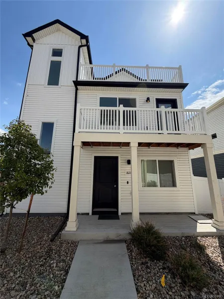 18211 E 51st Avenue Denver CO 80249 MLS #REC2341793 05052026034833 800 0