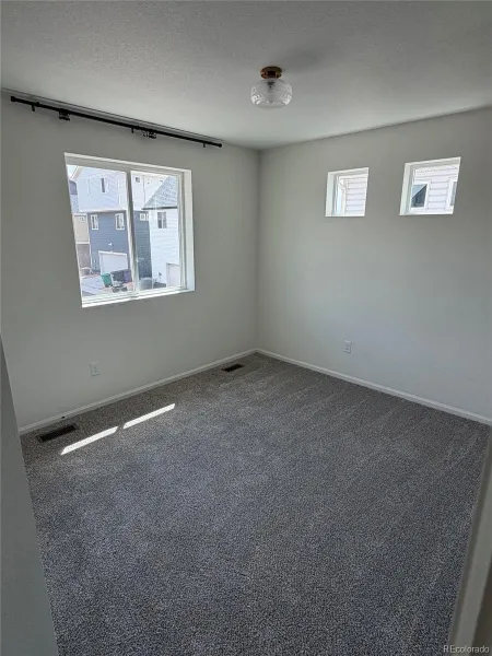 18211 E 51st Avenue Denver CO 80249 MLS #REC2341793 05052026034833 800 19