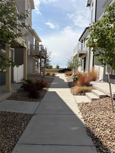18211 E 51st Avenue Denver CO 80249 MLS #REC2341793 05052026034833 800 33