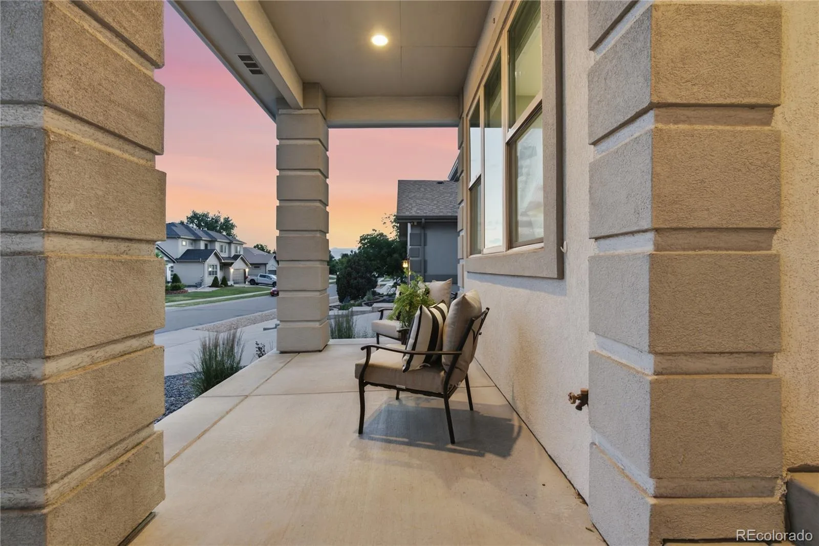 9851 W 71st Avenue Arvada CO 80004 MLS #REC2341923 06192026234442 1600 45