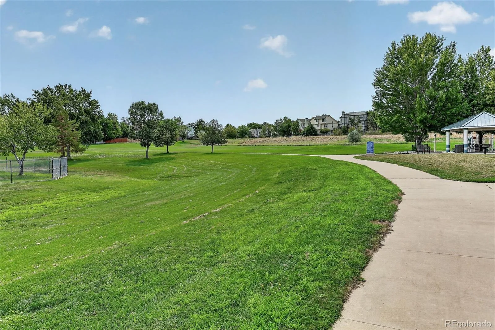 18574 E Layton Place Aurora CO 80015 | MLS #REC2343491 08042026131308 1600 38