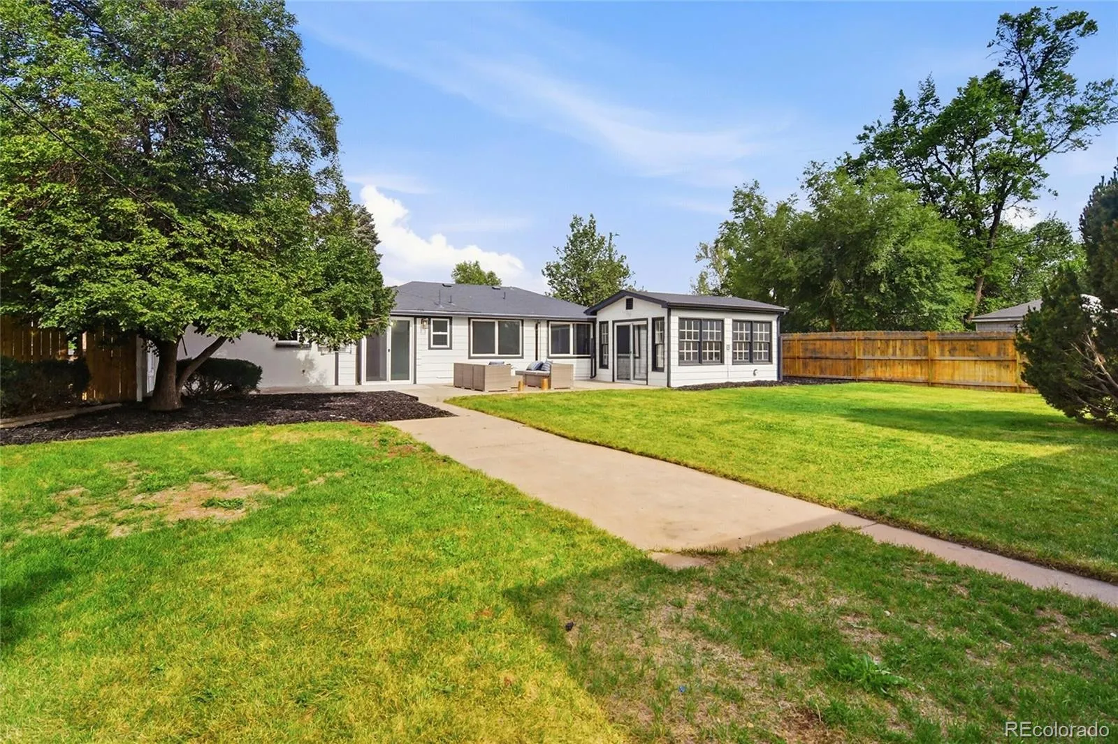 3075 S Emerson Way Englewood CO 80113 MLS #REC2344156 05282026030344 1600 27