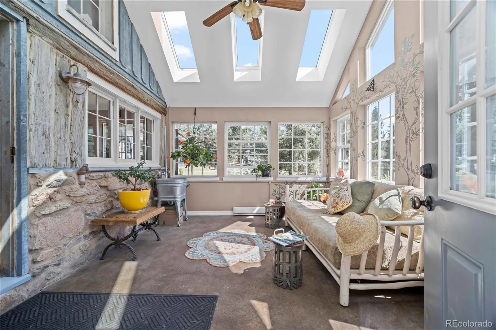 28894 Corkwood Lane Evergreen CO 80439 | MLS #REC2344383 08062026215206 1600 15