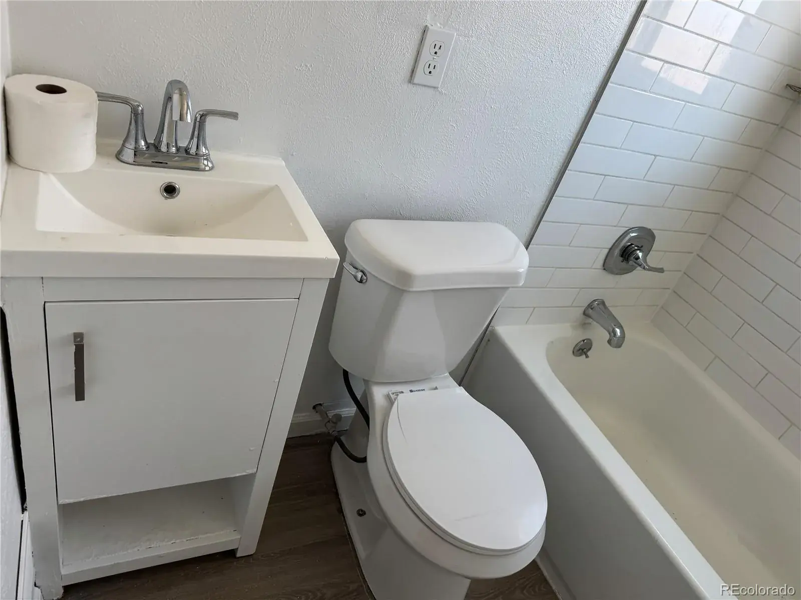 1671 Oswego Street Aurora CO 80010 MLS #REC2344482 01032026023407 1600 10